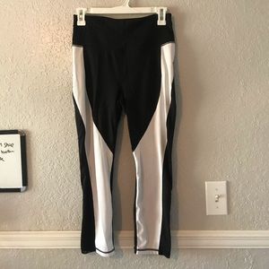 Black and white leggings
